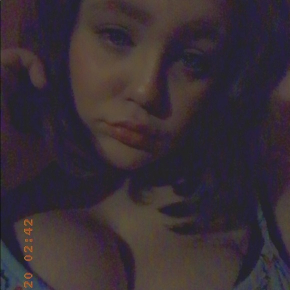 Meet your Posher, Julie - Picture 4 of 5